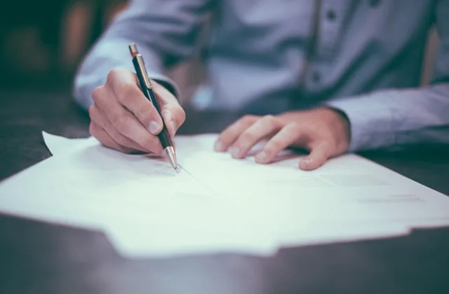 Assinatura de contrato de cessão de crédito em conformidade com a LGPD